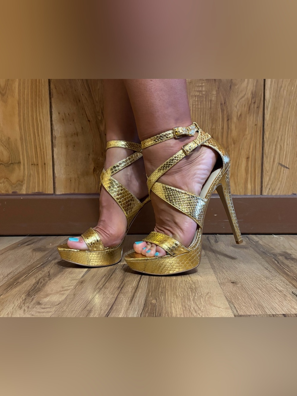 Nine West Gold Snake-Embossed Strappy Stiletto Heels Sz 7.5 See pics for details